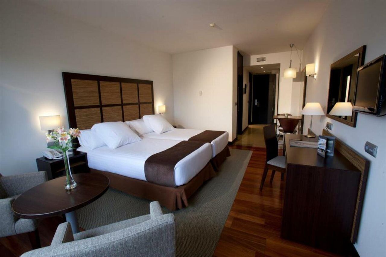 Aparthotel Attica21 As Galeras Bastiagueiro Exterior photo